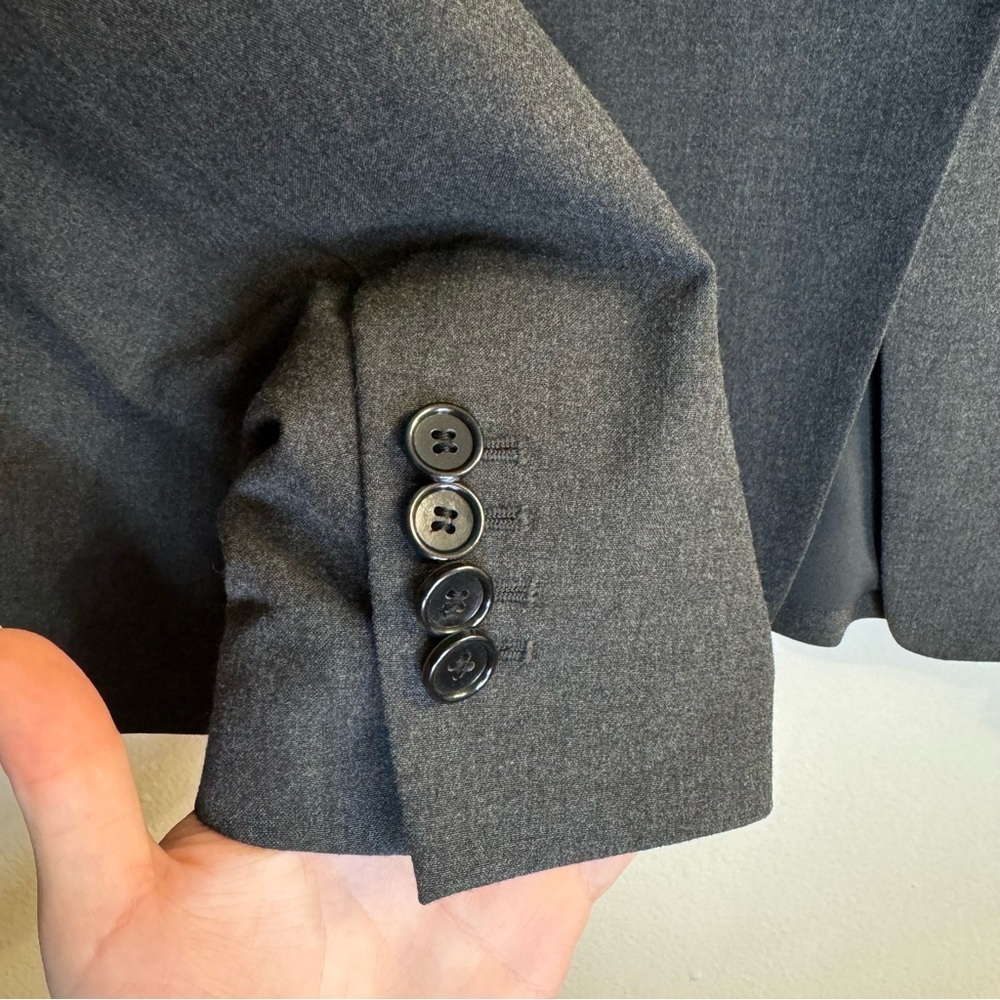 Ann Taylor Dark Grey Button-Up Blazer Size 8 Petite - Picture 4 of 6